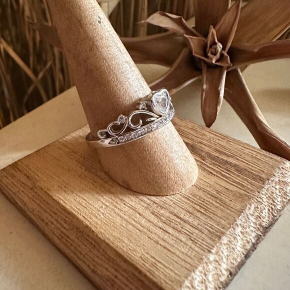 Sterling Silver Heart Crown Clear CZ Ring Sizes 7,8,10 - Picture 5 of 8